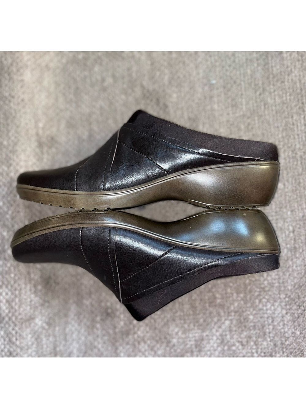 Easy Spirit Brown ESFABER Slip on With 1.5 Inch Heel. Woman's Size 8 like new - Picture 2 of 11